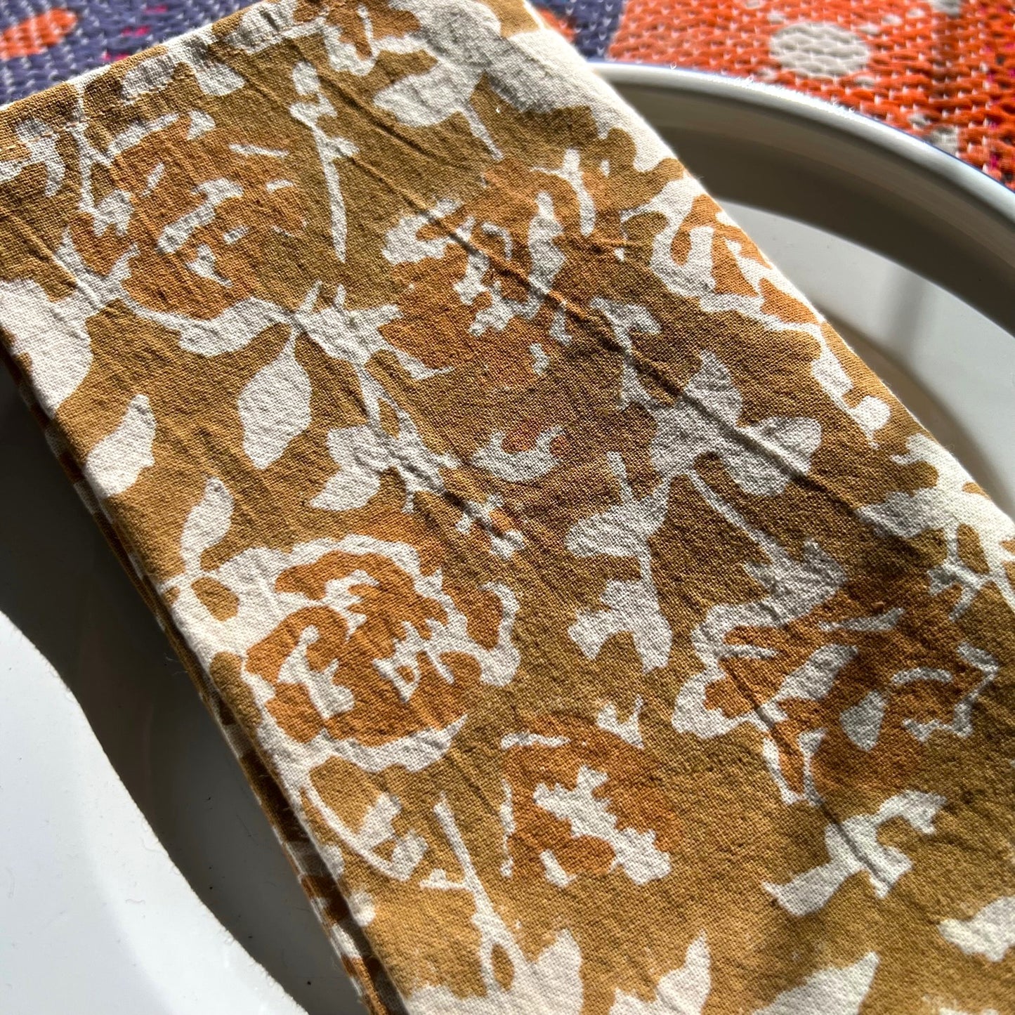4 x block print rose cotton napkin caramel
