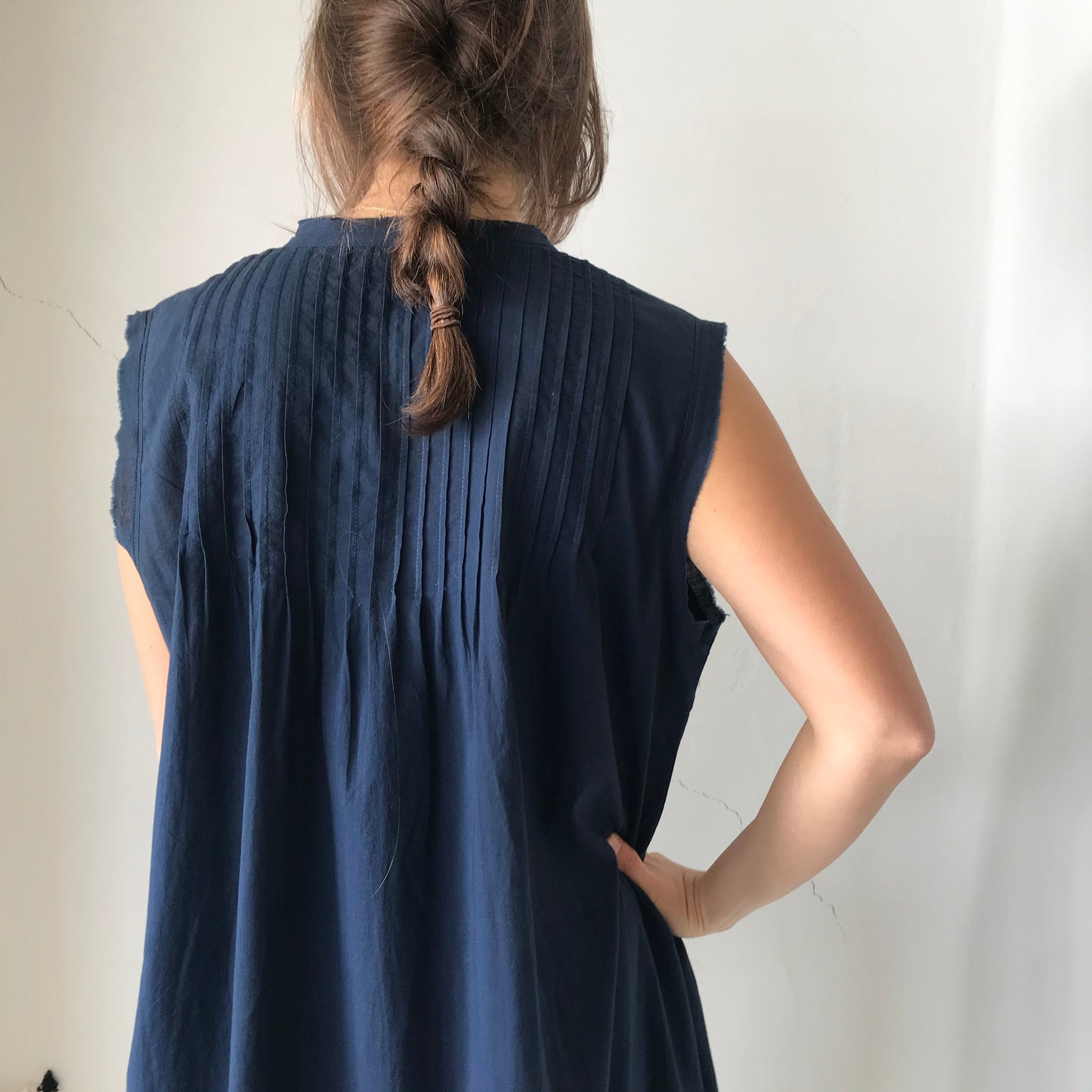 cotton pleated sleeveless dress 26